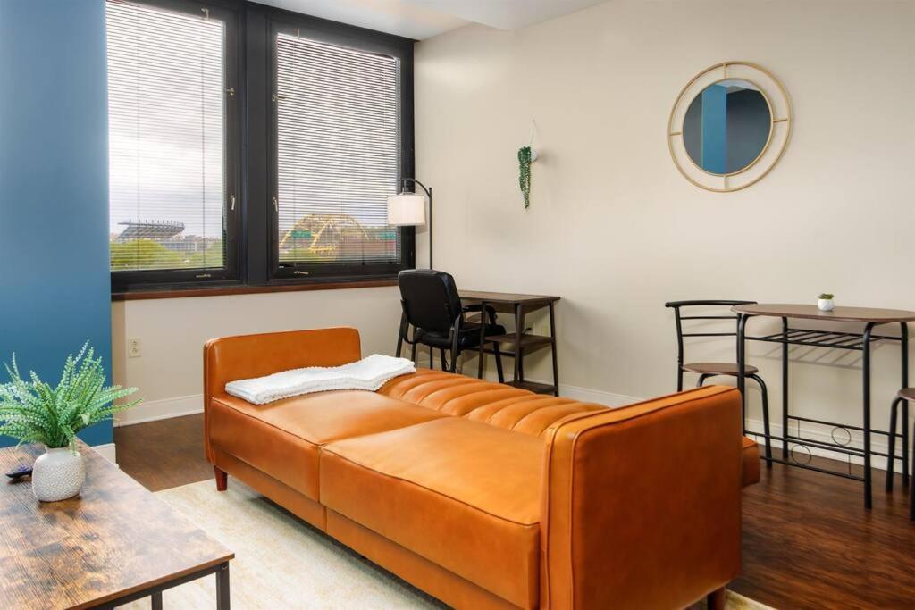 Sweeping Stadium Views Wonderfully Located 24-7 Parking Gym Lounge Pittsburgh Exteriör bild